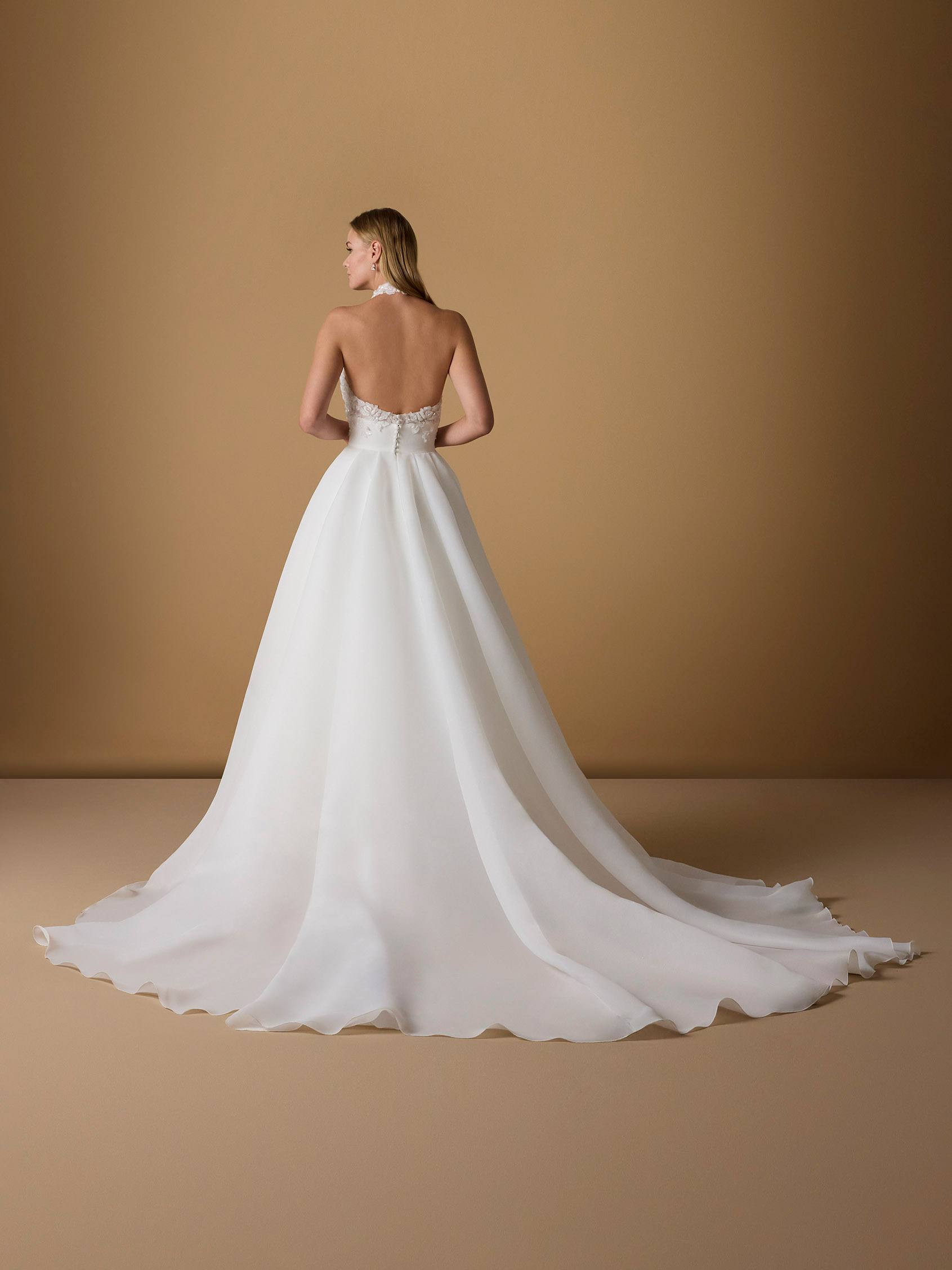 ABIA | Princess wedding gown with a halter neck | Nicole Milano