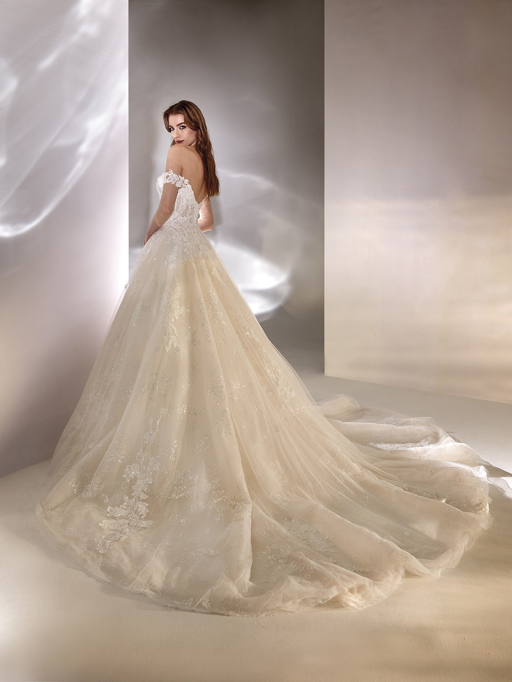 Robe de mariée princesse haute couture hotsell