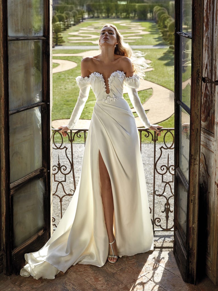 JEVERA | A-line wedding dress | Nicole Milano