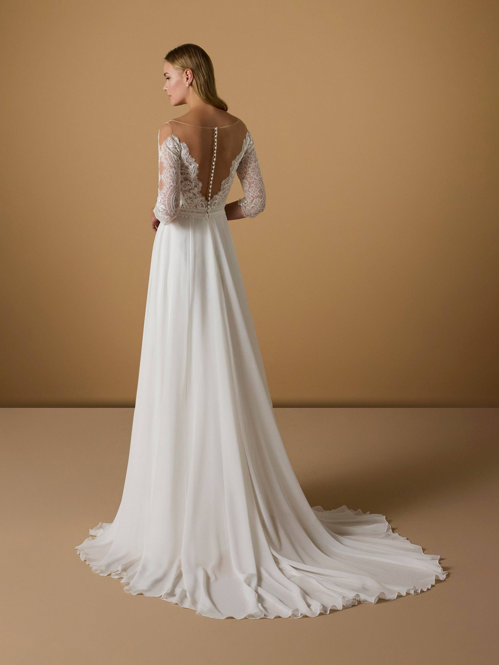 LIKA | A-line wedding dress | Nicole Milano