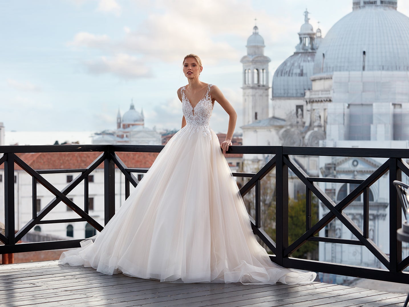 nuova-collezione-anteprima-nicole-milano-abiti-da-sposa-symphony-of-arts